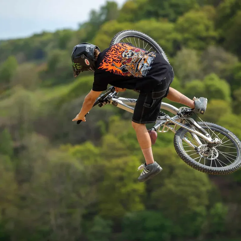 Burgtec Keep it Lit SS Tee Black-9