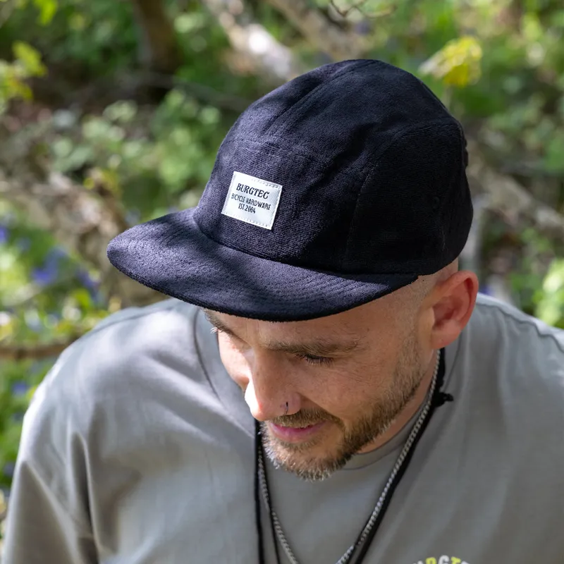 Burgtec Arcade 5 Panel Cap Black-7