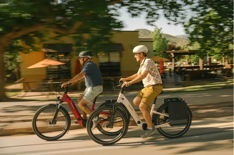 Specialized Turbo Como 3.0 IGH Electric Hybrid Bike 2024 Limestone/Black-4