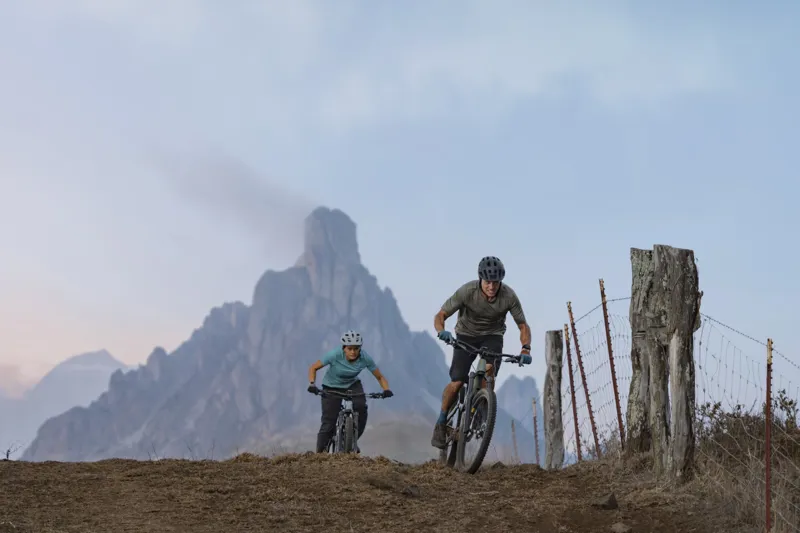 Garmin Edge 840 GPS Computer Bundle Black-10