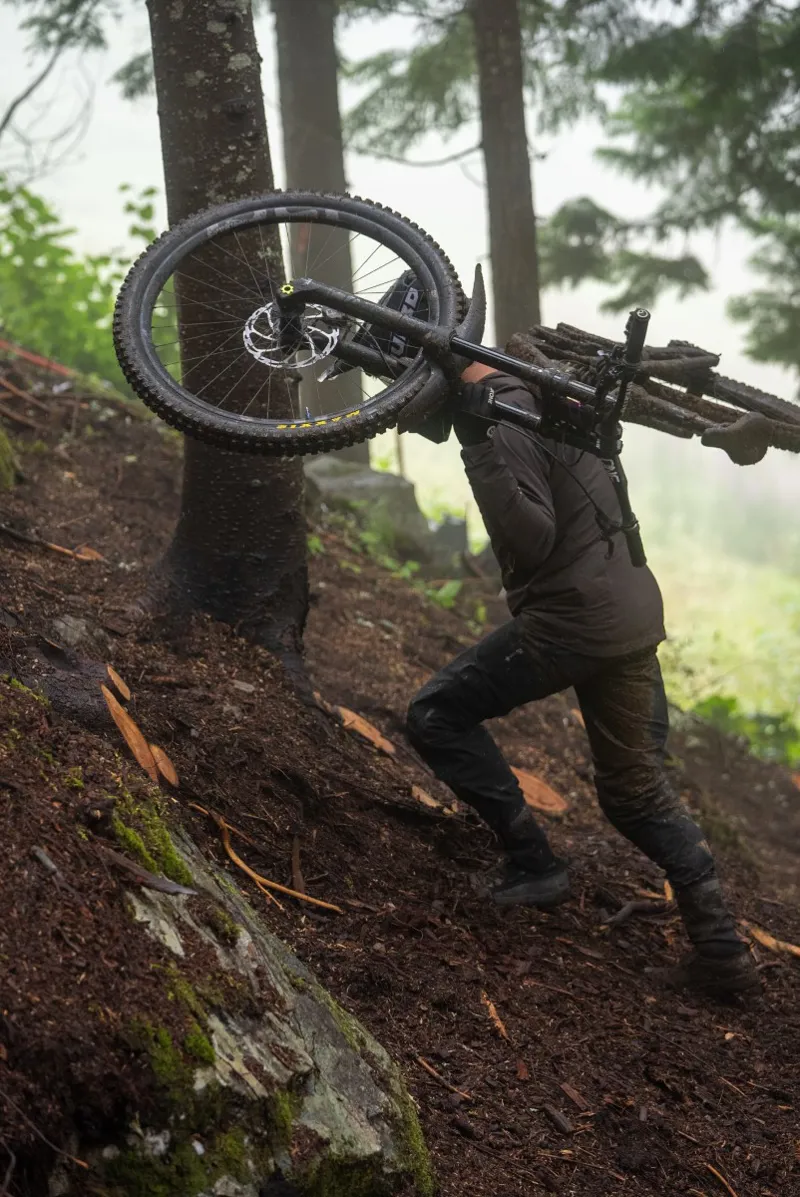 Maxxis High Roller III DH MaxxGrip 29x2.40 WT Folding Tyre Black-6