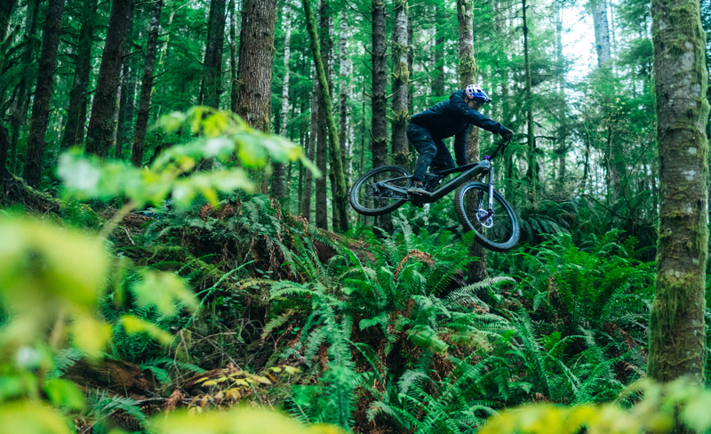 Transition Relay PNW Carbon XO AXS Electric Bike 2023 Blue-1