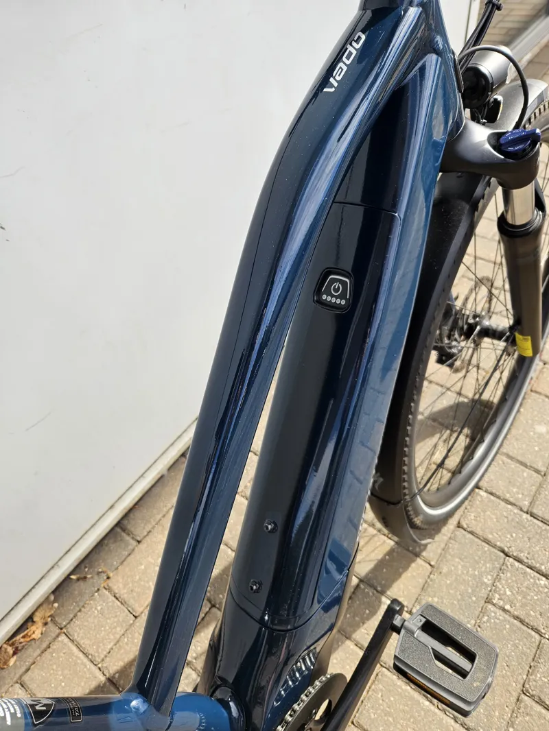 2nd Hand Specialized Turbo Vado 3.0 Step Through Medium Electric Hybrid Bike 2021 Blue-2