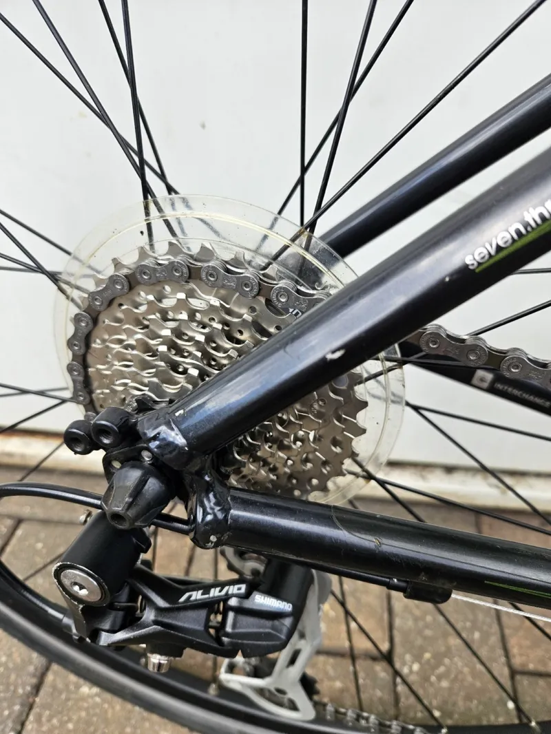 2nd Hand Trek 7.3 FX Hybrid Bike 2014 Black/Green-3