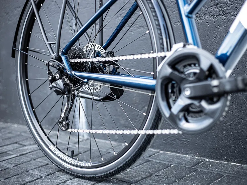 Trek Dual Sport 2 Equipped Hybrid Bike 2022 Mulsanne Blue-7