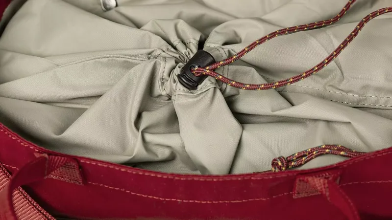 Specialized/Fjallraven Cave Tote Pack Ox Red -3