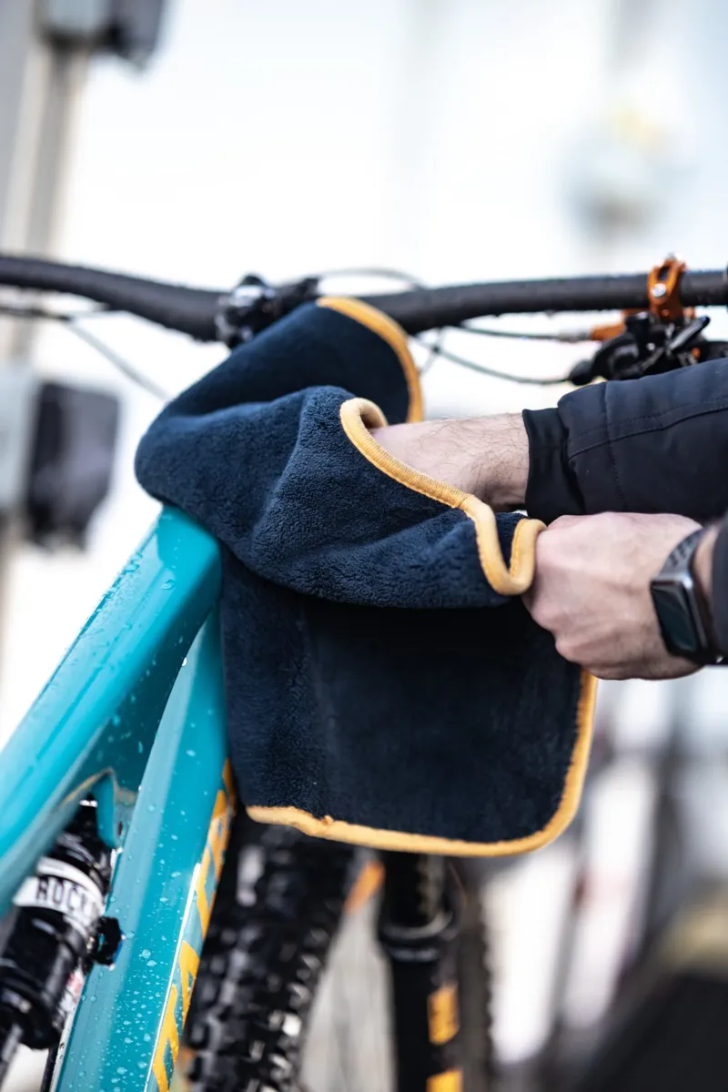 GTECHNIQ Bike Drying Towel 40x40cm-3