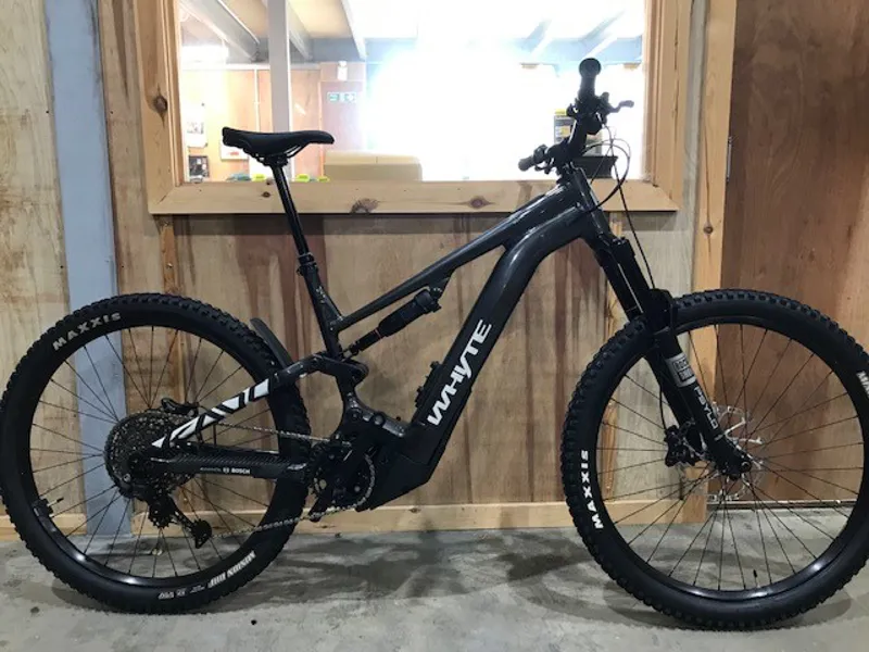 Ex Demo Whyte Kado S XL Electric Bike 2025 Dark Silver