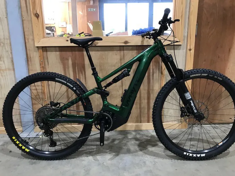 Ex Demo Whyte Kado S Small Electric Bike 2025 Metallic Gloss Aston Green