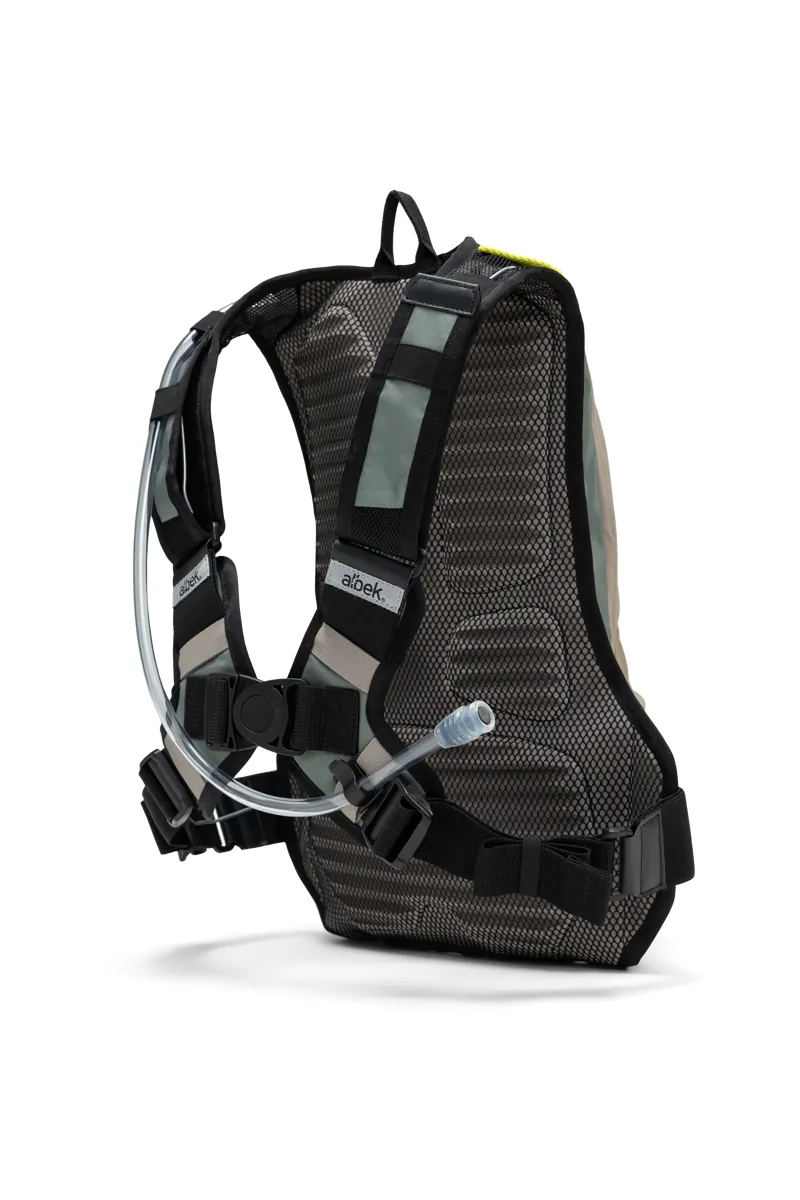 Albek Albek H20-Haul Eight Hydration Pack Sunflash Dune-1