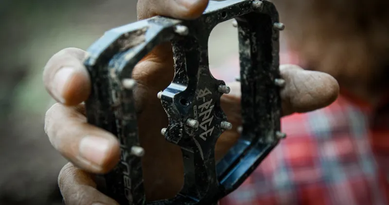 Burgtec Penthouse Flat MK5 B-Rage Edition Pedals Iron Bro Orange-9