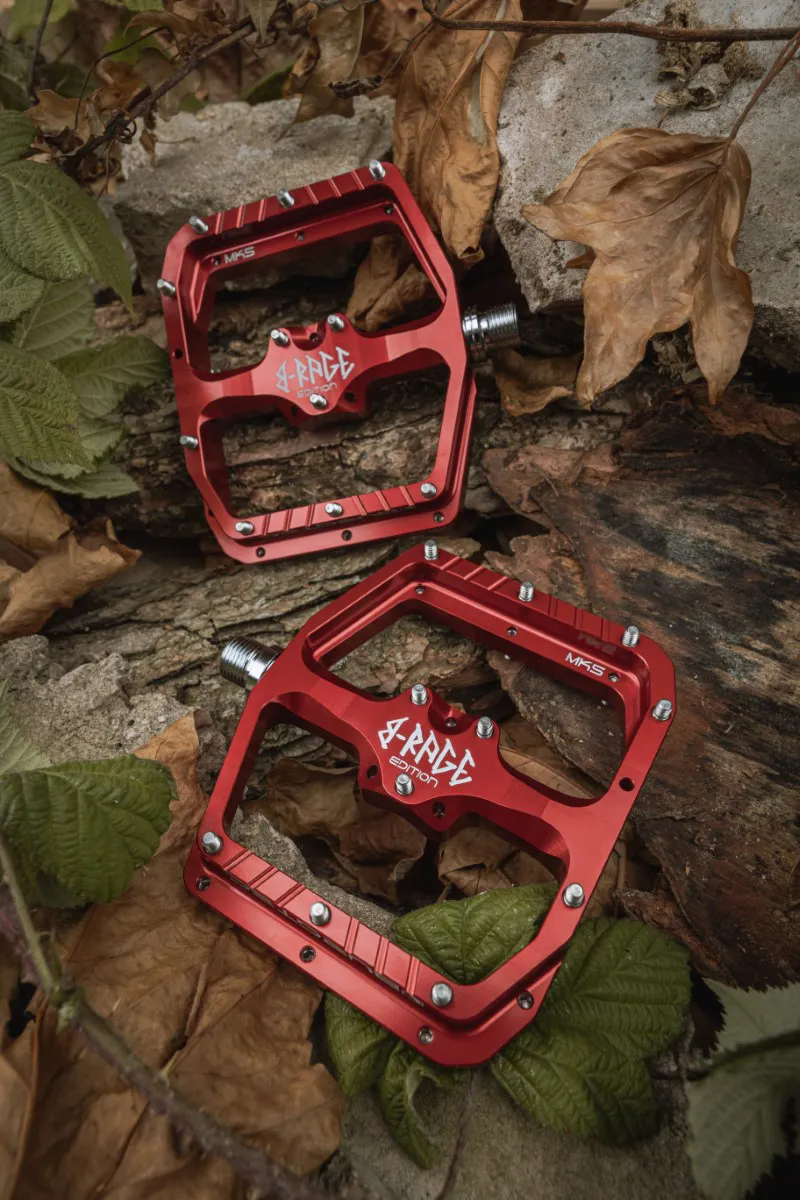 Burgtec Penthouse Flat MK5 B-Rage Edition Pedals Iron Bro Orange-3