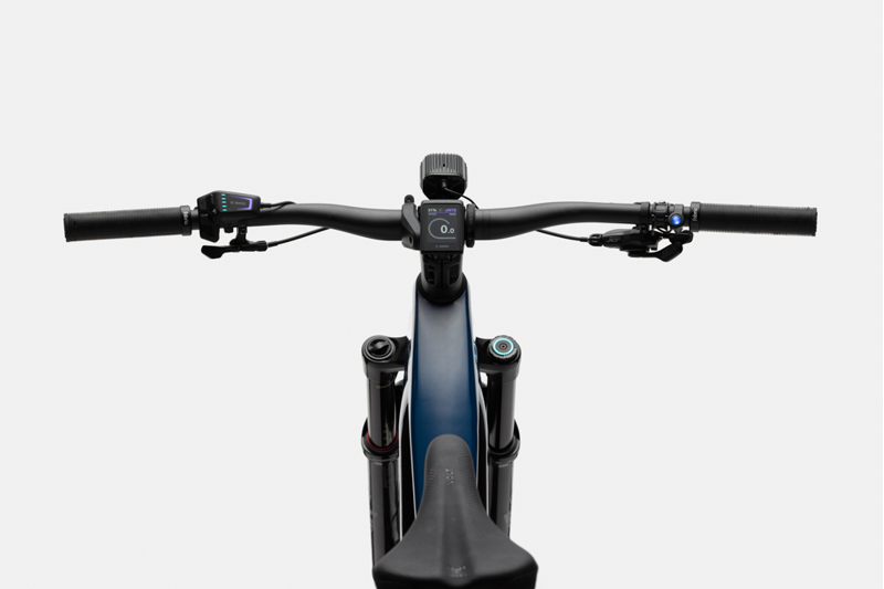 Cannondale Moterra Neo Carbon 1 Electric Bike 2023 Black Blue-3