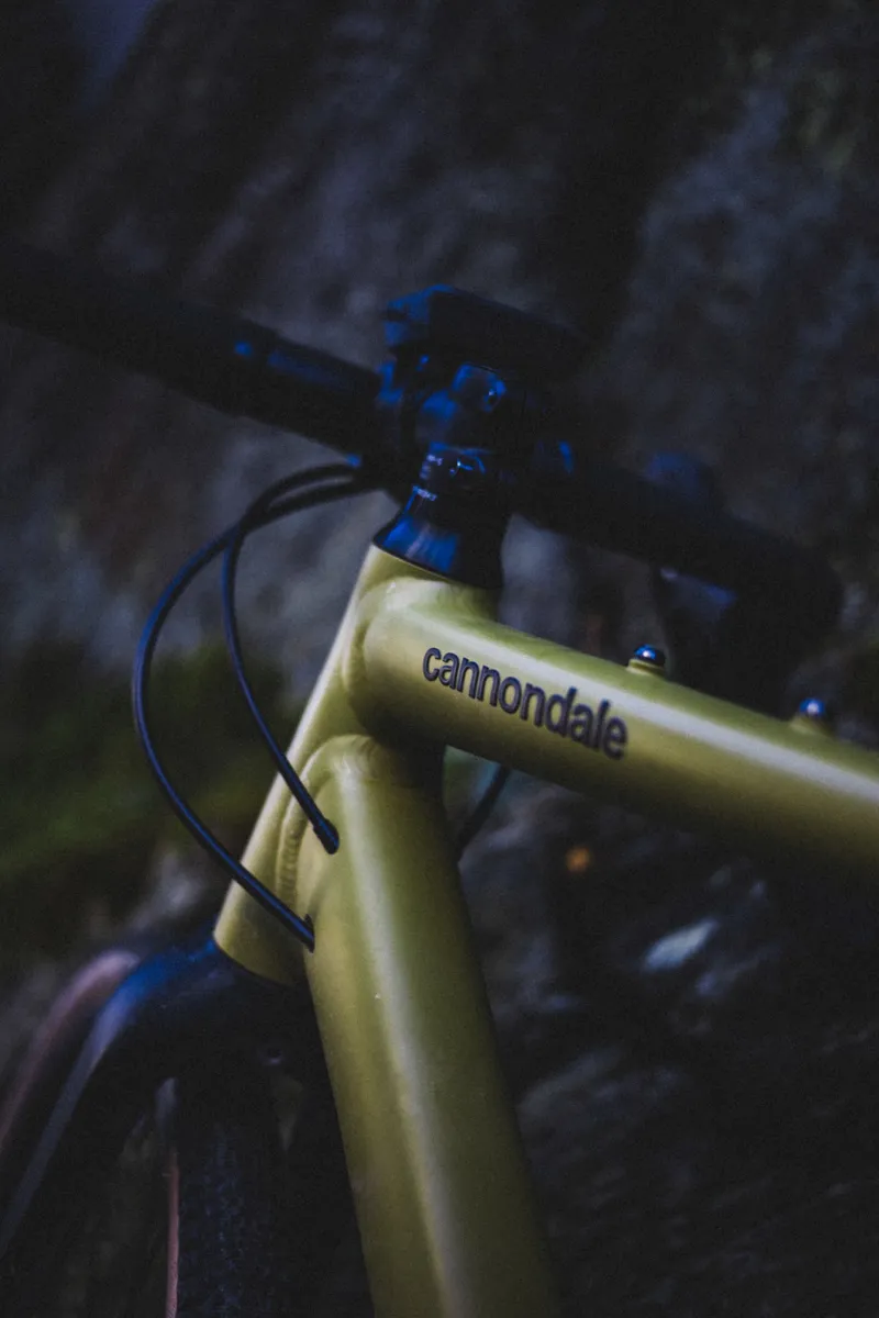 Cannondale Topstone 4 Gravel Bike 2023 Mango-4