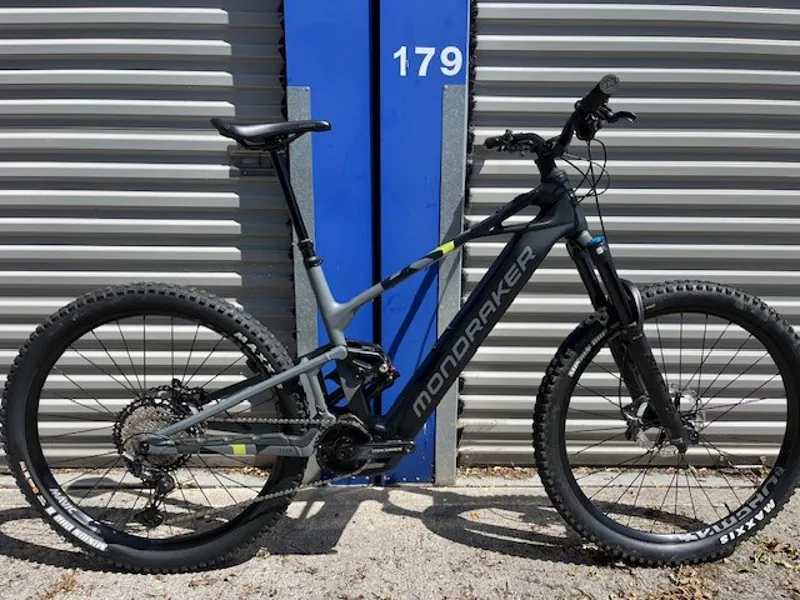Ex Demo Mondraker Crafty Carbon R Large Electric Bike 2025 Grey/Black/Yellow
