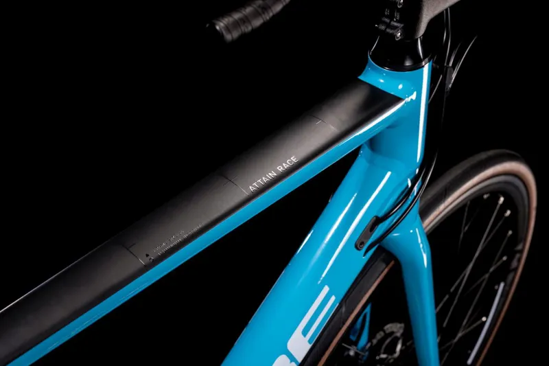 Cube Attain Race Road Bike 2022 SkyBlue/Black-1