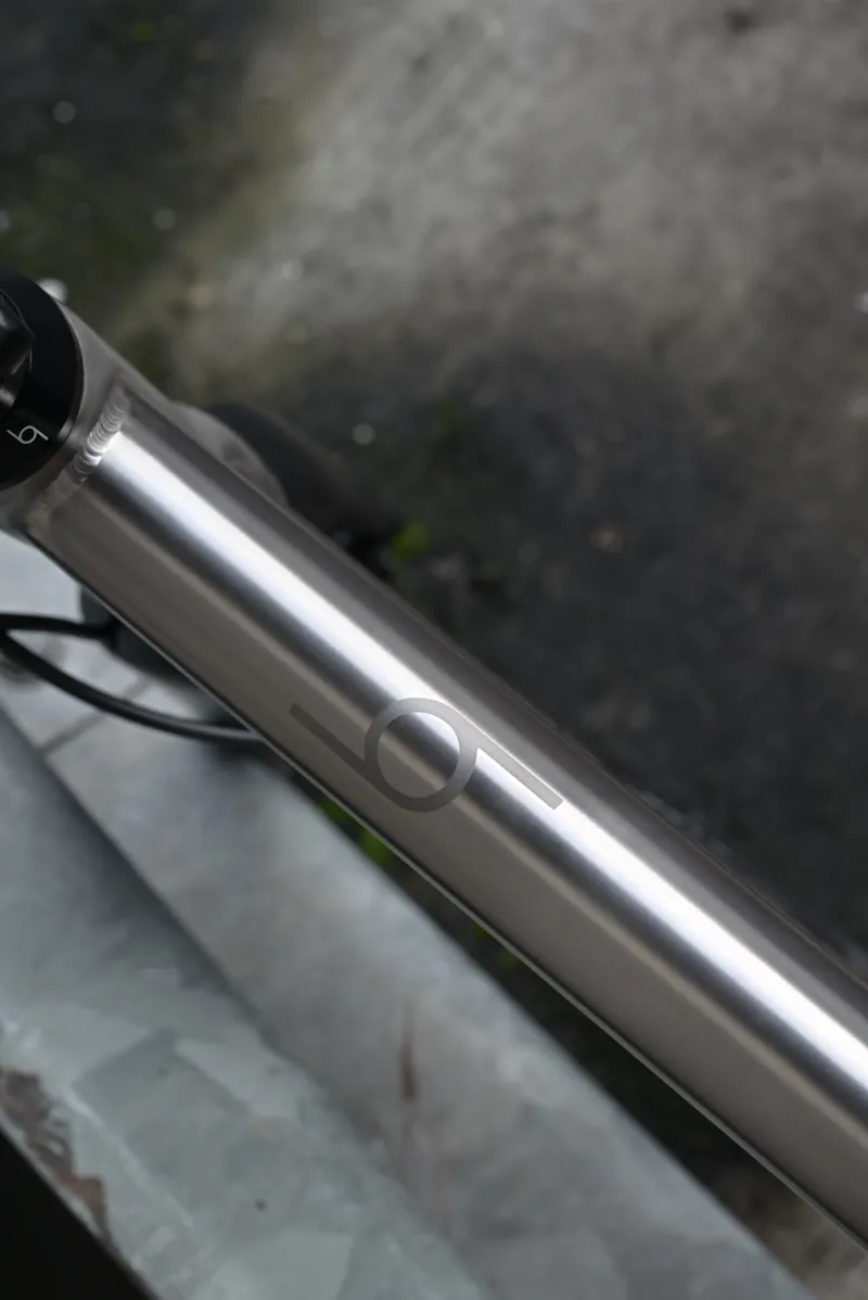 J.Guillem Major 105 DI2 Road Bike 2023 Titanium-4