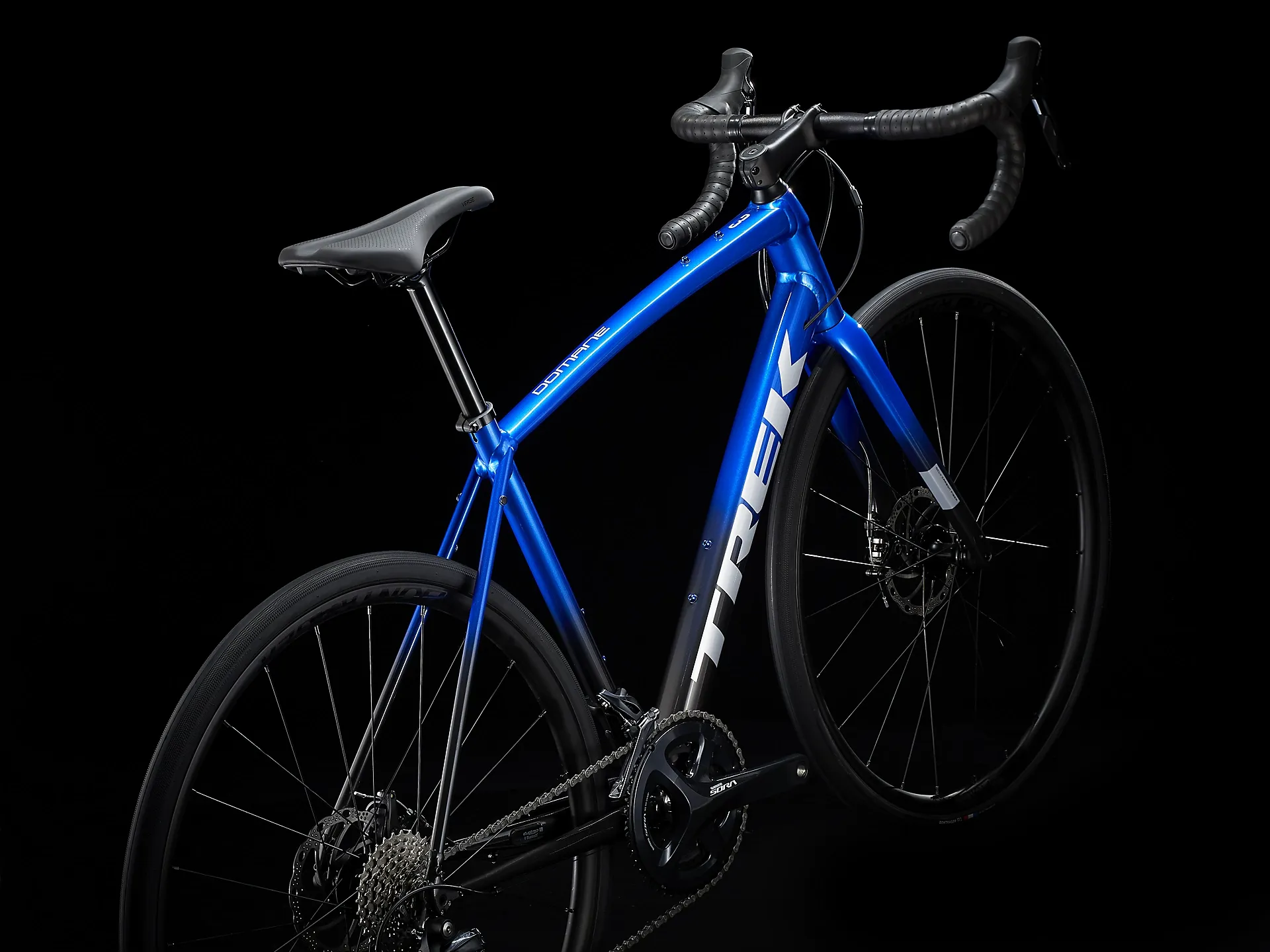 Trek Domane AL 3 Road Bike 2023 Alpine Blue/Dnister Black Fade