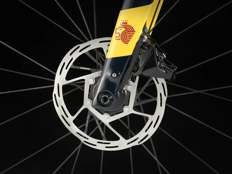 Trek Domane SLR 6 eTap Gen 4 Road Bike 2024 Metallic Red Smoke/Blue Smoke Fade-9