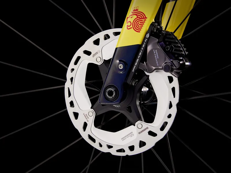 Trek Domane SLR 7 Gen 4 Road Bike 2024 Metallic Red Smoke/Blue Smoke Fade-9