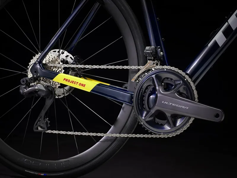 Trek Domane SLR 7 Gen 4 Road Bike 2024 Metallic Red Smoke/Blue Smoke Fade-10