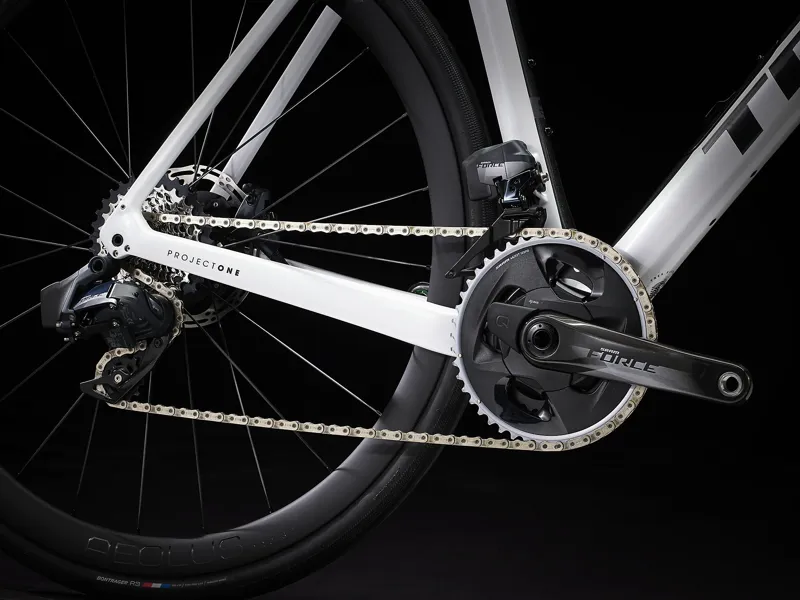 Trek Domane SLR 7 eTap Gen 4 Road Bike 2023 Crystal White-3