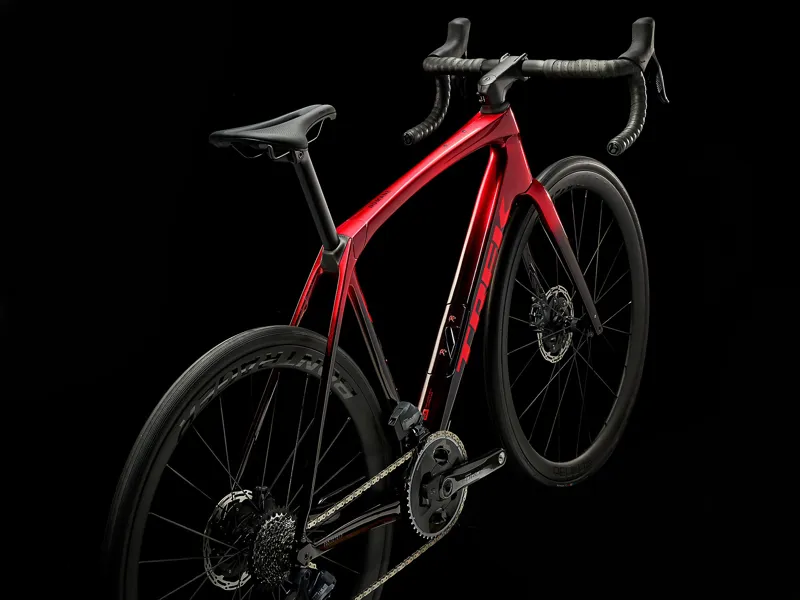Trek Domane SLR 7 eTap Gen 4 Road Bike 2023 Metallic Red Smoke/Red Carbon Smoke-2
