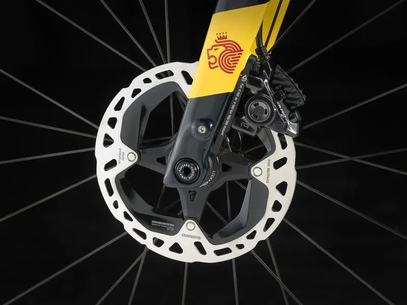 Trek Domane SLR 9 Gen 4 Road Bike 2024 Metallic Red Smoke/Blue Smoke Fade-9