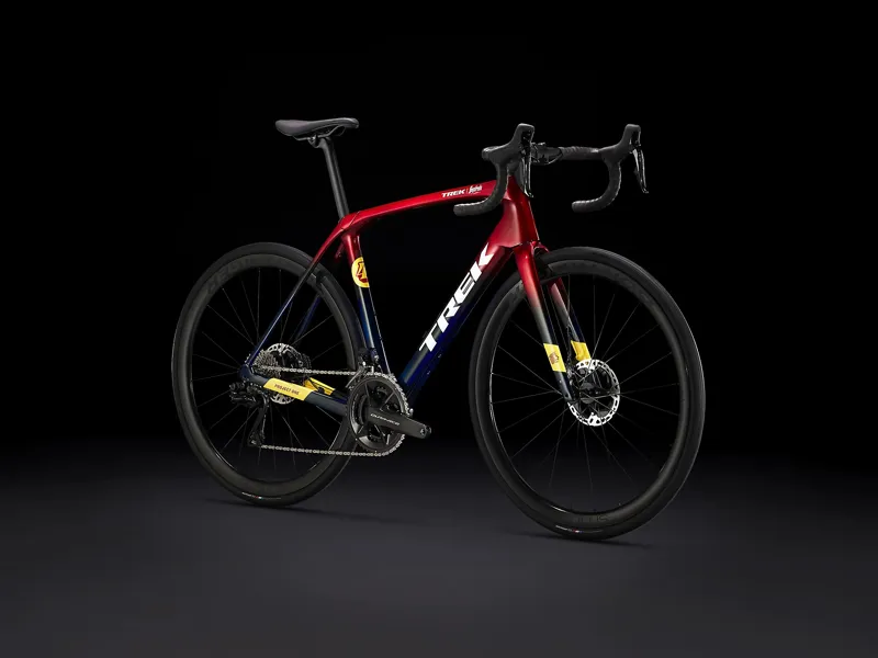 Trek Domane SLR 9 Gen 4 Road Bike 2024 Metallic Red Smoke/Blue Smoke Fade-1