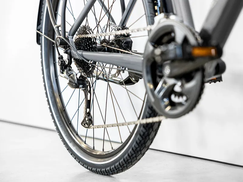 Trek Dual Sport 2 Equipped Hybrid Bike 2023 Galactic Grey -5