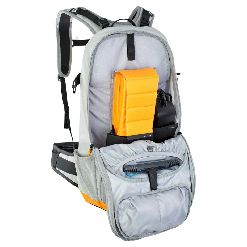 Evoc FR Enduro E-Ride Protector Backpack Stone/Bright Orange-9