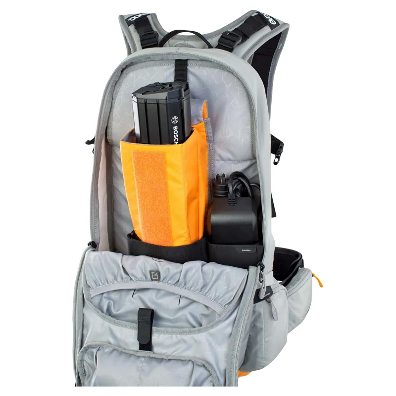 Evoc FR Enduro E-Ride Protector Backpack Stone/Bright Orange-8