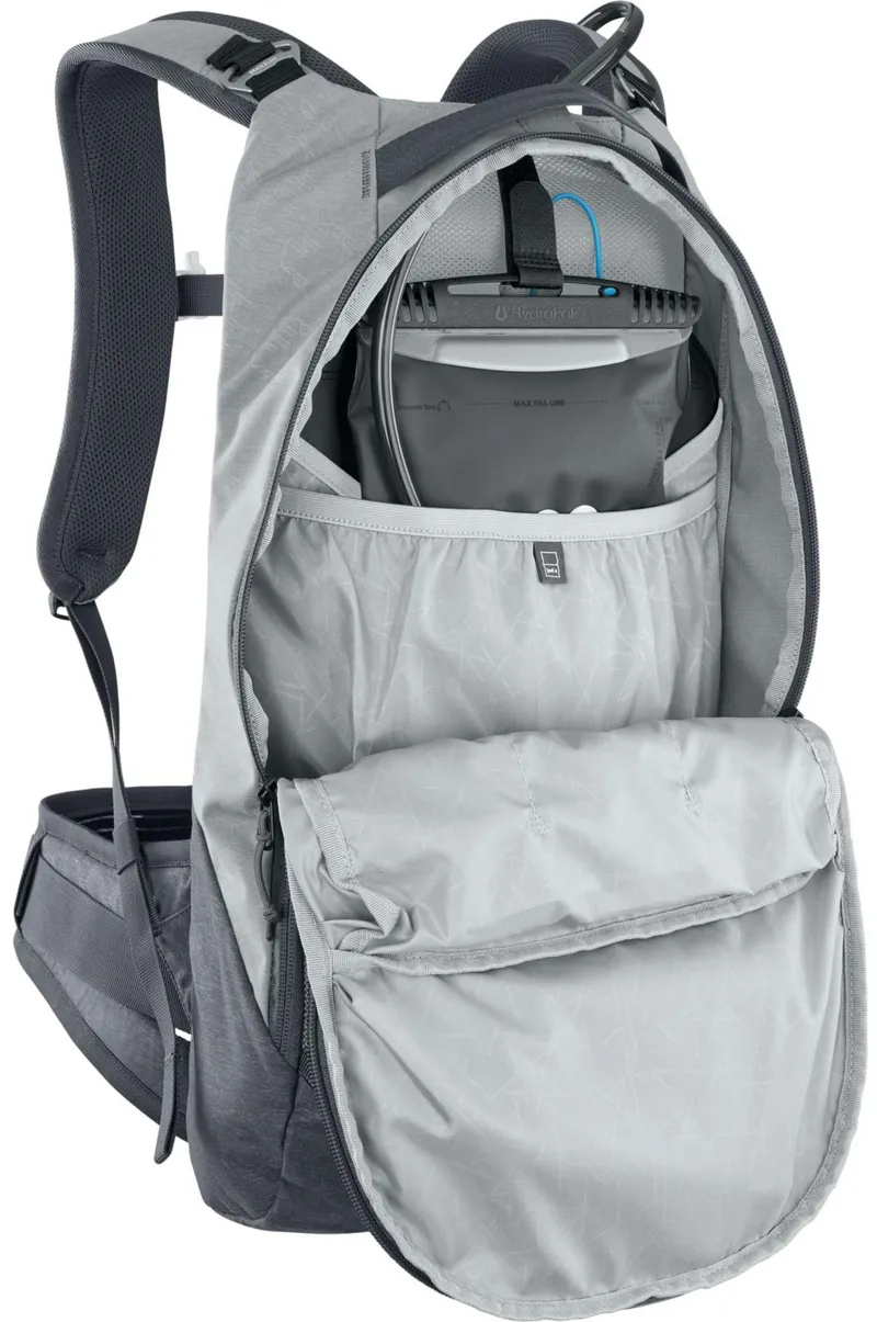 Evoc Trail Pro Protector Backpack 10L Stone/Carbon Grey-4