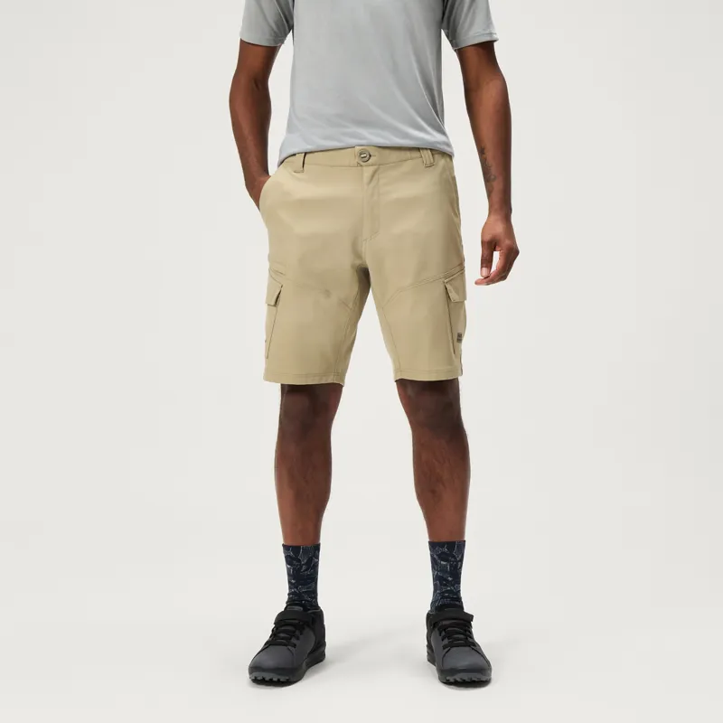 Endura Loop Cargo Short with Liner Mushroom
