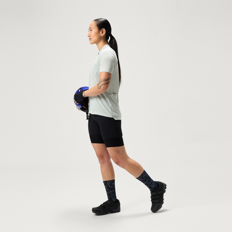 Endura Loop Waist Womens Shorts Black-2