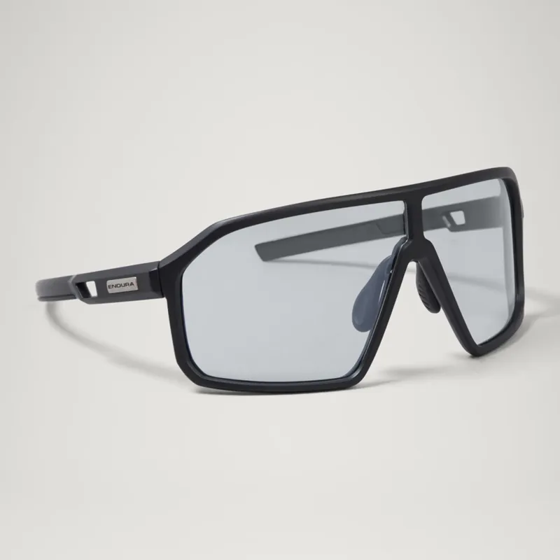 Endura Mullet Sunglasses Photochromic One Size Matt Black