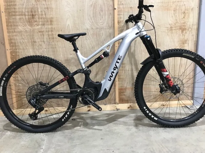 EX DEMO Whyte E-160 RS 29er Large Electric Bike 2024 Gloss Silver/Matt Black
