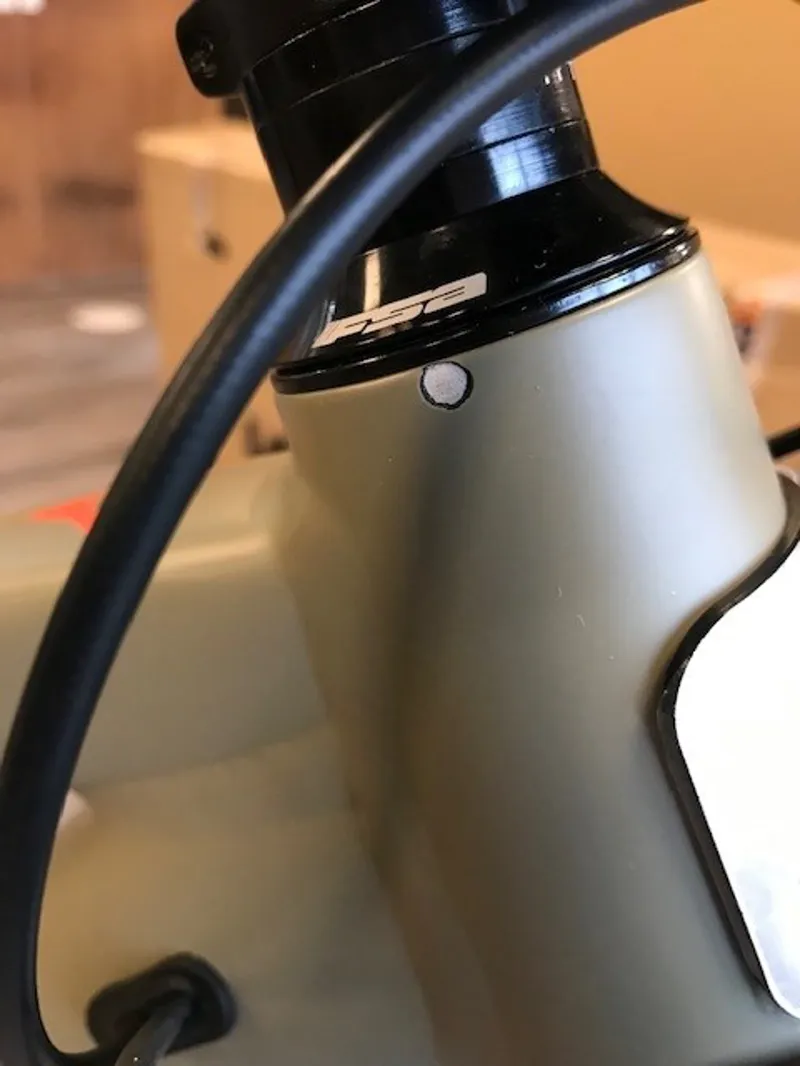 EX DISPLAY Whyte 529 Medium Mountain Bike 2024 Matt Olive/Matt Black-1