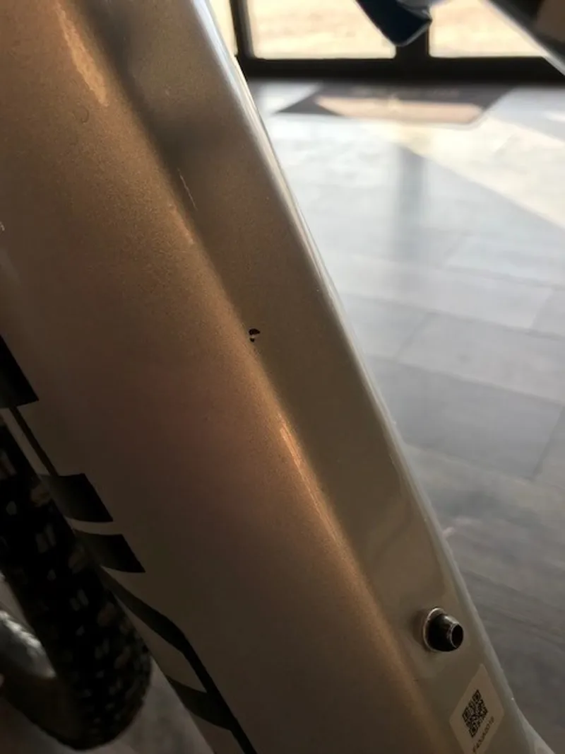 Ex Demo Whyte E-160 RS Medium Electric Bike 2024 Silver/Black-4