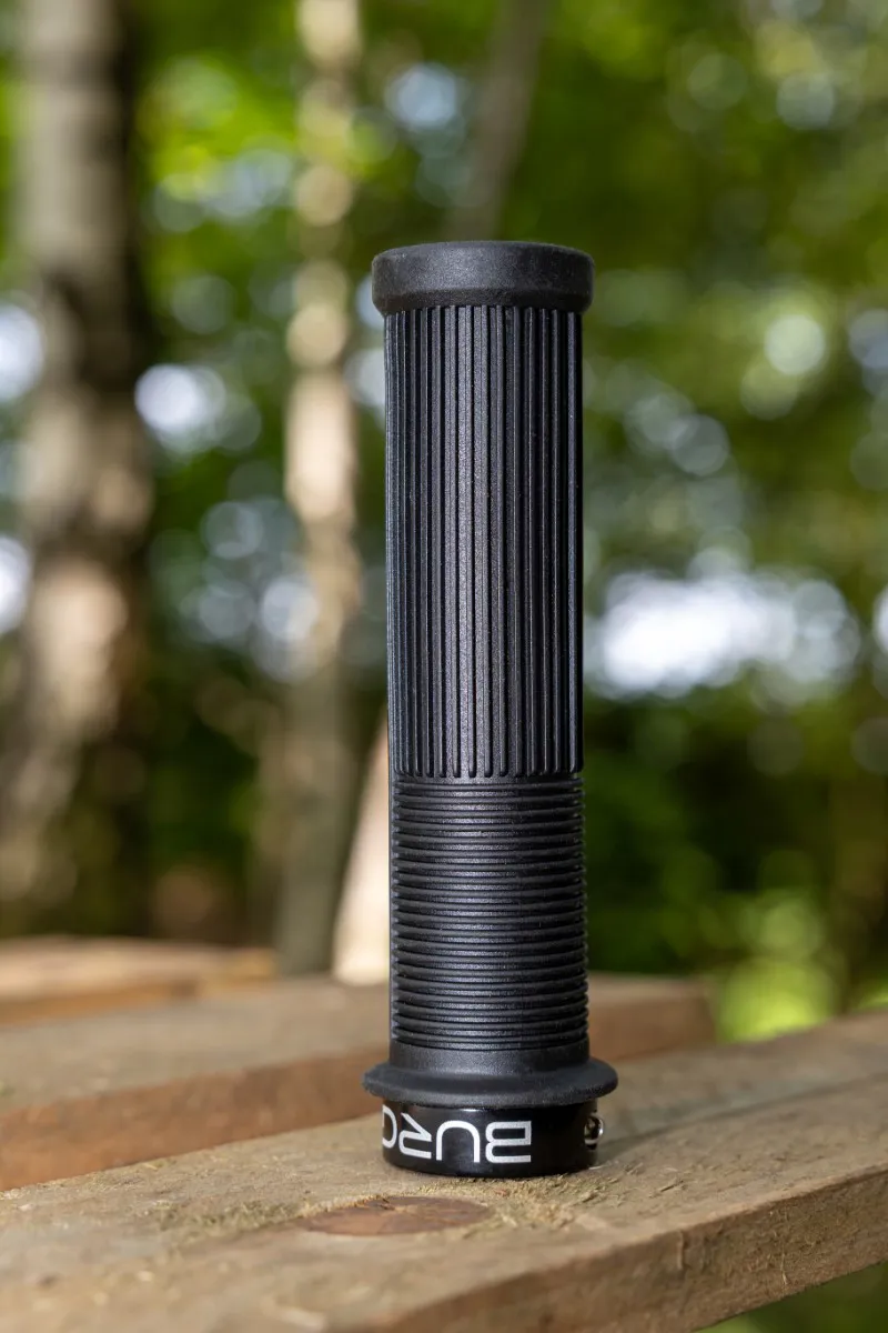 Burgtec Bartender Pro Super Soft Josh Bryceland Signature Grips Burgtec Black-3