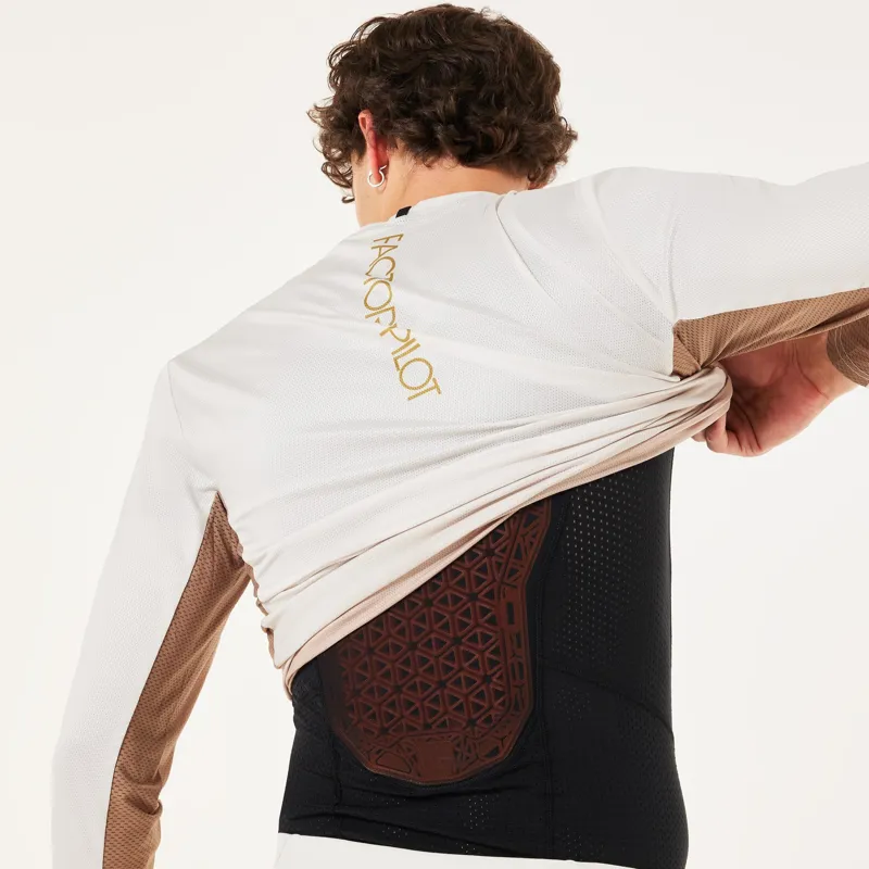 Oakley Drop IN D3O Full Impact Shirt Blackout-5