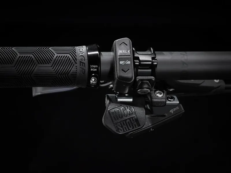 Trek Fuel EXe 9.9 XX1 AXS Electric Mountain Bike 2023 Mulsanne Blue-9