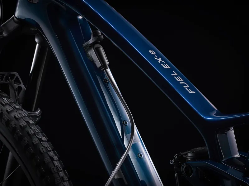 Trek Fuel EXe 9.9 XX1 AXS Electric Mountain Bike 2023 Mulsanne Blue-6