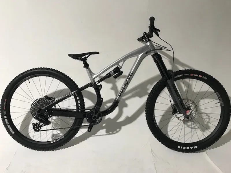 EX DISPLAY Whyte G-180 Works 29 Large Mountain Bike 2024 Silver/Black