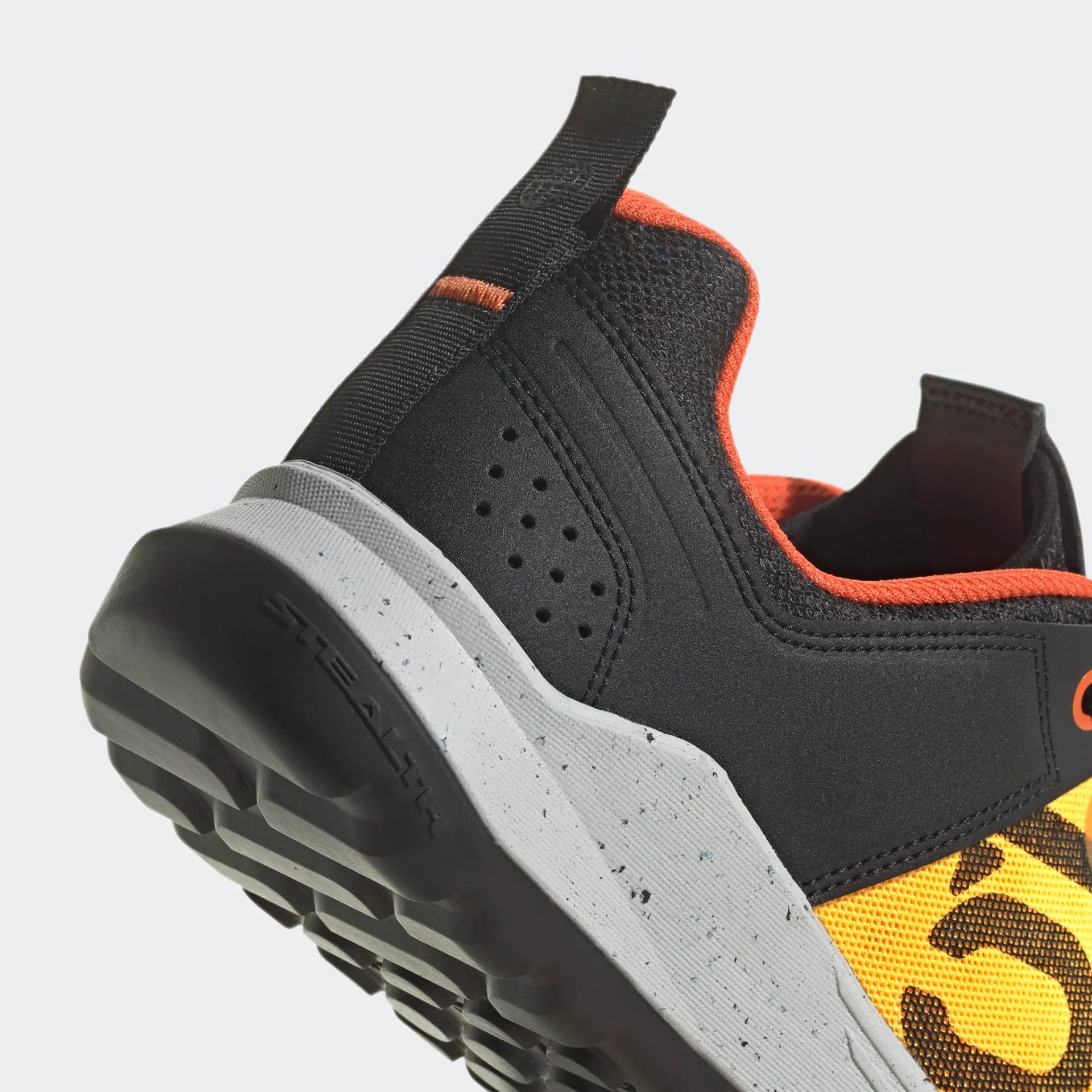 Five Ten Trailcross XT Flat MTB Shoes Gold/Core Black/Impact Orange