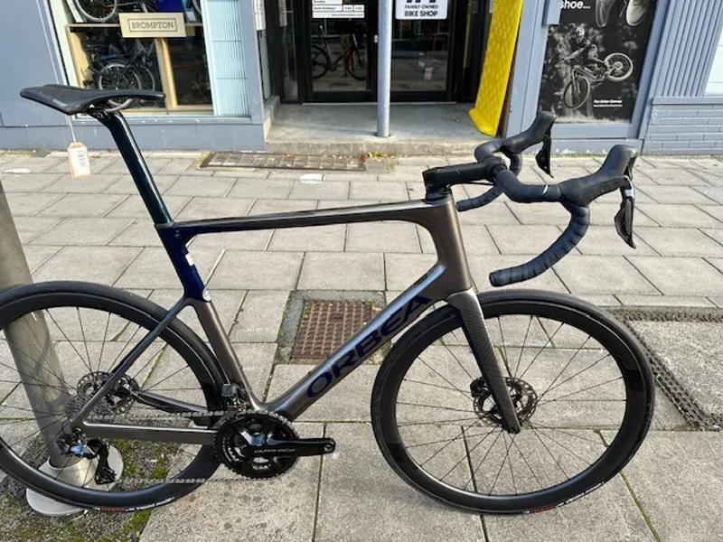 Ex Demo Orbea Orca M10i Ltd PWR 60cm Road Bike 2022 Glitter Anthracite/Blue Carbon-1