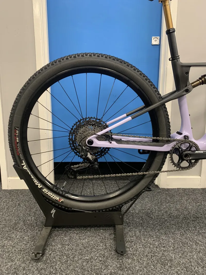 Ex Demo Orbea Oiz M-Team Medium Mountain Bike 2022 Lavender/Raw Carbon-1