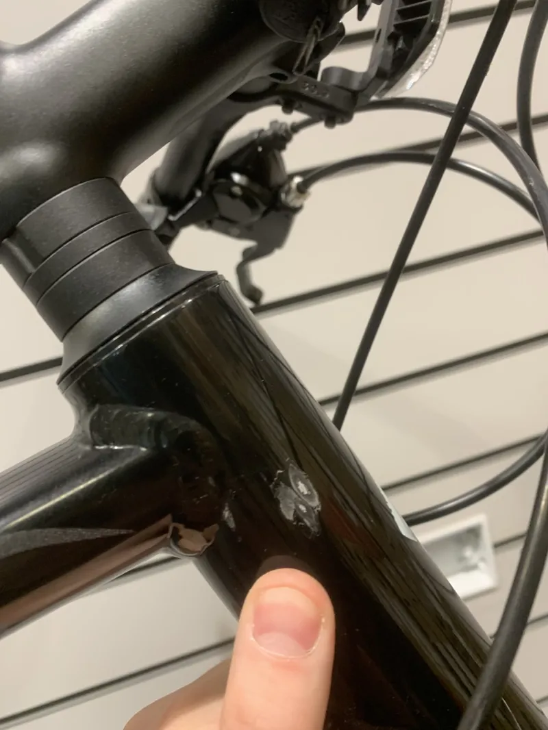 2nd Hand Specialized Crosstrail XL Hybrid Bike 20217 Black/Blue-5