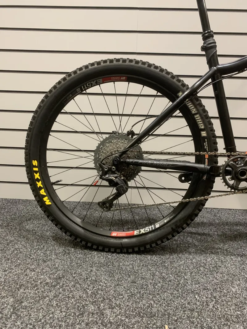 2ndH Chromag Stylus Medium Custom Build Mountain Bike 2019 Black-2