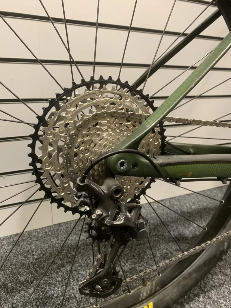 2nd Hand Orbea Alma M25 Medium Mountain Bike 2020 Green-3